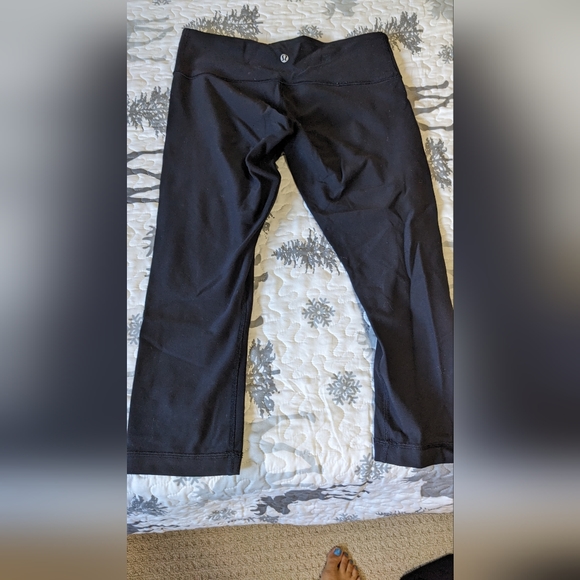 Lululemon Yoga Pants - Picture 7 of 7